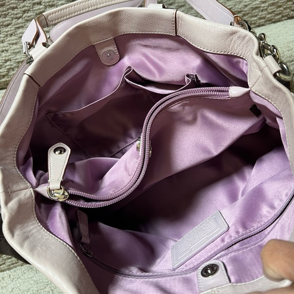 Leather Coach handbag - Picture 2 of 5